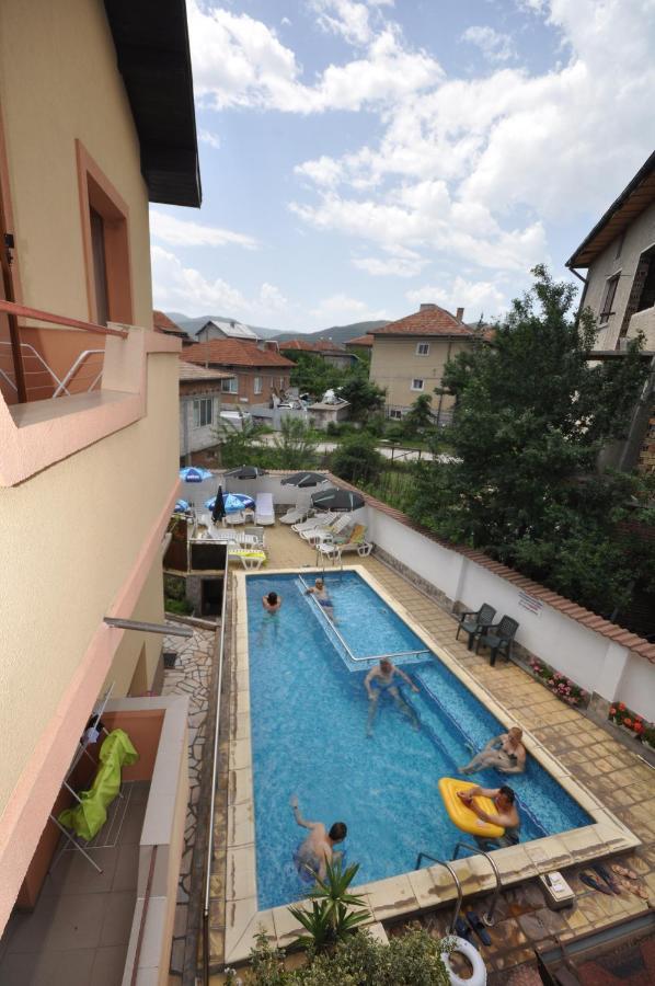 Family Hotel Dalia Velingrad Esterno foto
