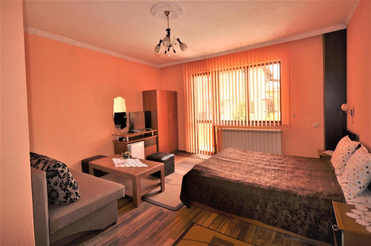 Family Hotel Dalia Velingrad Esterno foto