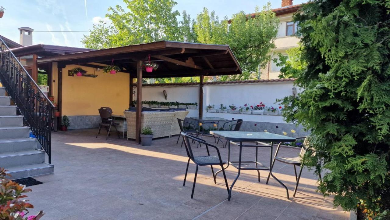 Family Hotel Dalia Velingrad Esterno foto