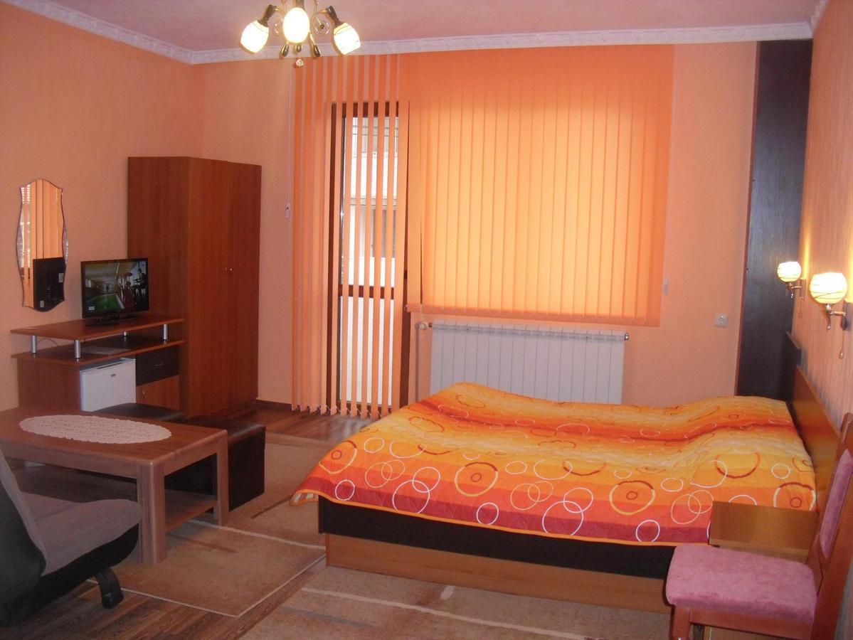 Family Hotel Dalia Velingrad Esterno foto